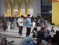 Sutan Riska Berbuka Puasa Bersama Imam, Khatib, dan Da’i