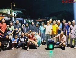 Aksi Warga Jorong Pasar lama Bangun Sahur Terakhir di Bulan Ramadhan 1445 H