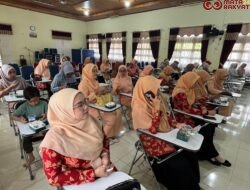 Tingkatkan Kapasitas Diri, DWP Lima Puluh Kota Gelar Pelatihan MC