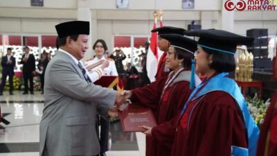 Menhan Prabowo Hadiri Wisuda 425 Mahasiswa Unhan RI: Perjalananmu Harus jadi Pengabdian/Biro Humas Setjen Kemhan