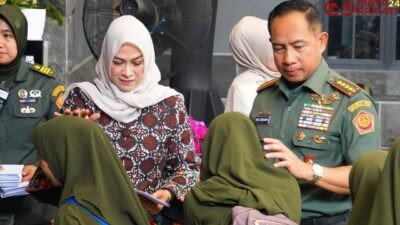 Tanda Rasa Syukur, Panglima TNI Beri Santunan Anak Yatim/Puspen TNI