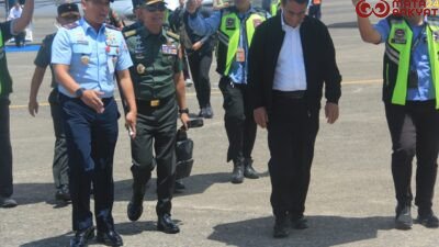 Danlanud Sultan Hasanuddin Sambut Kedatangan Menteri Pertanian dan Kasum TNI Di Makassar/Pen Hnd