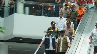 Panglima TNI dan Kapolri Tinjau Kesiapan Pelabuhan Merak dalam Menyambut Nataru 2025/Puspen TNI