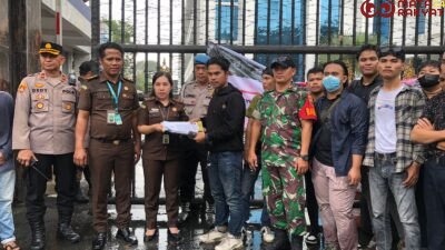 Diduga Terima Suap 600 Juta Dari Oknum Pejabat Tinggi Kemenag, LPIB Bakar Kerenda Bertuliskan Kajatisu/Ist