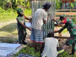 Babinsa Bersama Warga Fawi Laksanakan Karya Bakti