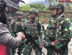 Dengar Keluhan Masyarakat, Satgas Yonif 715/Mtl Berkunjung ke Rumah-Rumah