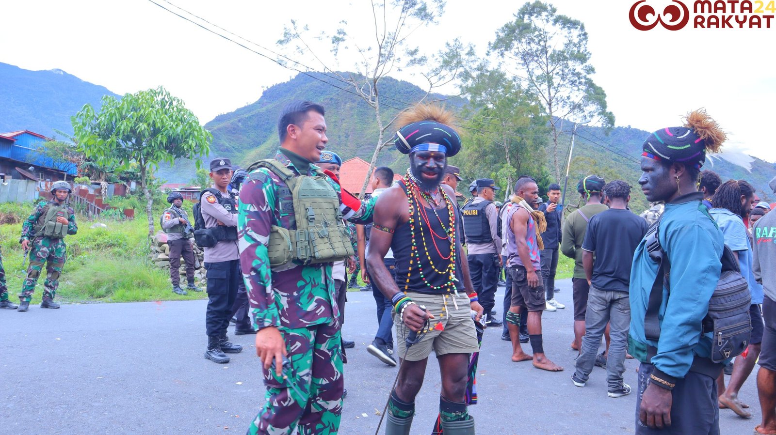 Wujudkan Rasa Aman, TNI-Polri Insentif kan Patroli Gabungan di Kab. Puncak Jaya/Puspen TNI