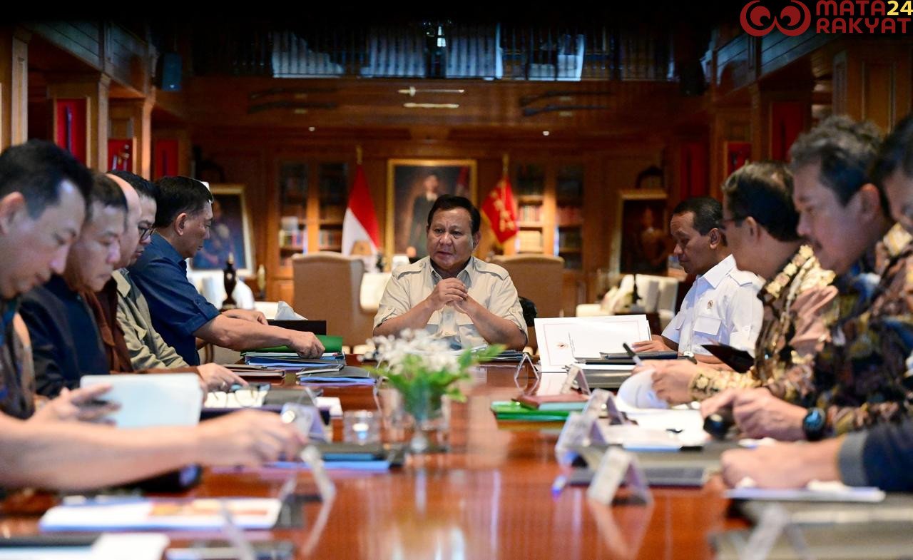 Panglima TNI Hadiri Rapat Percepatan Hilirisasi Nasional Diberbagai Sektor Strategis/BPMI Setpres