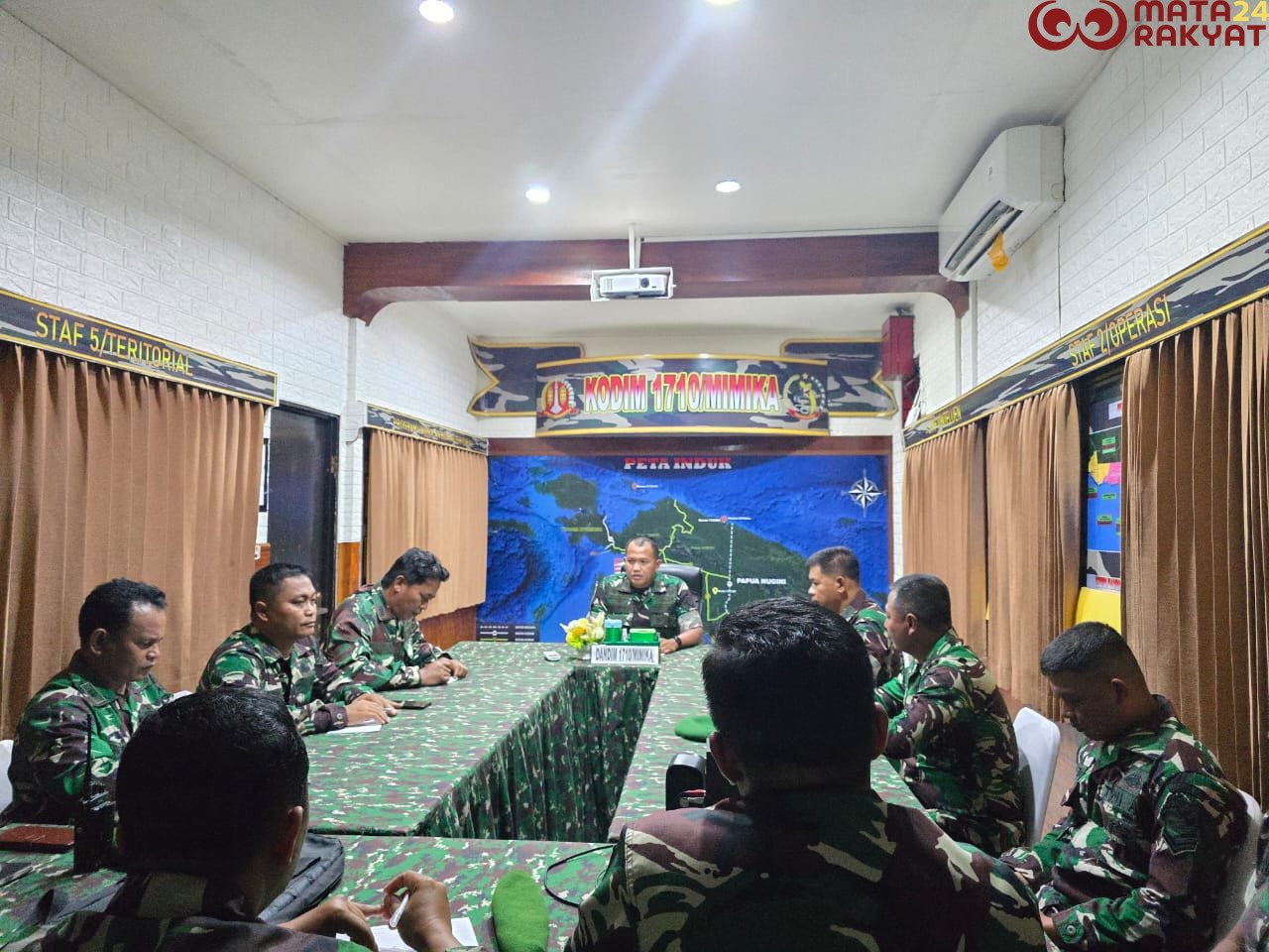 Jaga Kekompakan Di Seluruh Jajaran, Dandim 1710/Mimika Pimpin Briefing Perwira/Puspen TNI