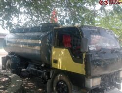 Mobil Angkutan Air Bersih Milik Aldi Amdani, Bak Pahlawan Kebakaran Di Nagari IV Koto Pulau Punjung
