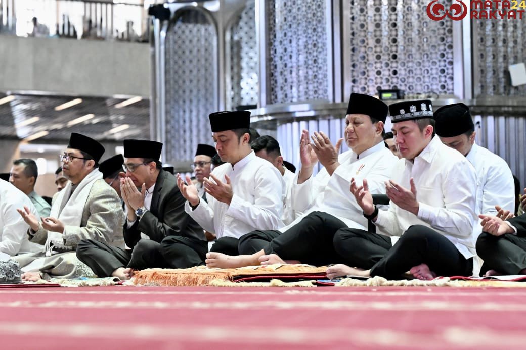 Panglima TNI Bersama Presiden RI Jalankan Salat Idul Adha di Masjid Istiqlal/Puspen TNI