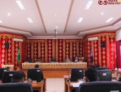 Rapat Paripurna DPRD, Pemko Payakumbuh Sampaikan Nota Pengantar Perubahan Kebijakan Umum Anggaran dan Prioritas Plafon Anggaran Sementara