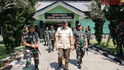 Panglima TNI dan Menhan Tinjau Pusdik Armed dan Bekang, Mantapkan Dukungan Program Pemerintah/Puspen TNI