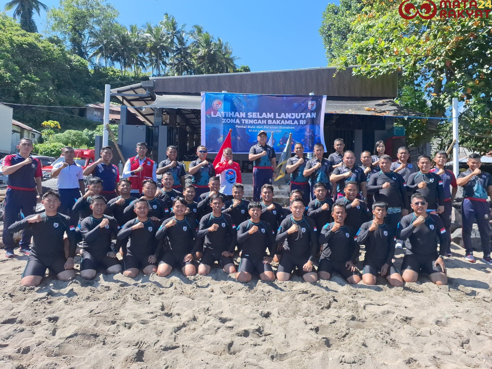 Bakamla RI Zona Tengah Buka Latihan Selam Lanjutan di Pantai Bulo/Puspen TNI