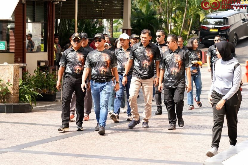 Panglima TNI dan Ratusan Sahabat Lama Berbagi di CFD dan Nobar Film “Believe”/Puspen TNI