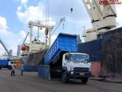 Fasilitasi Logistik Green Coke di Riau, Pelindo Solusi Logistik Dukung Transisi Energi Hijau
