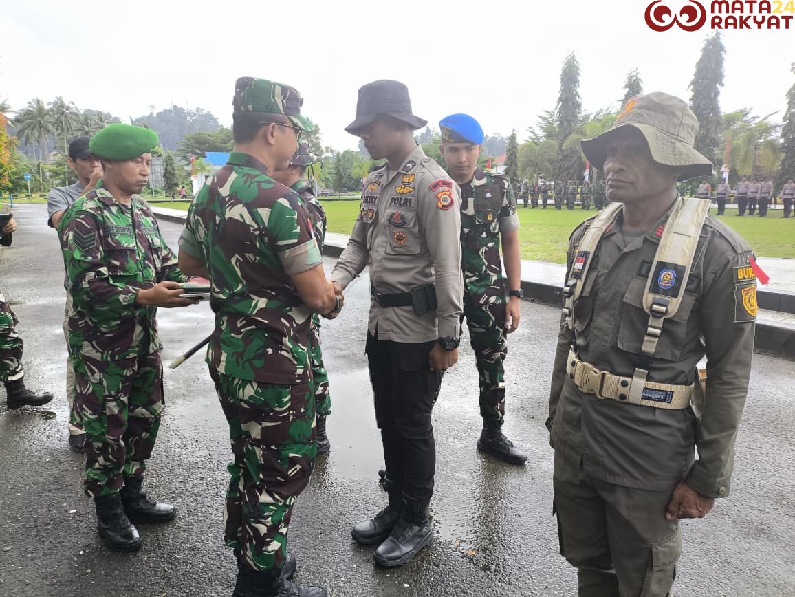 Penutupan TMMD ke-125 di Buru Selatan, Pulau Buru/Puspen TNI