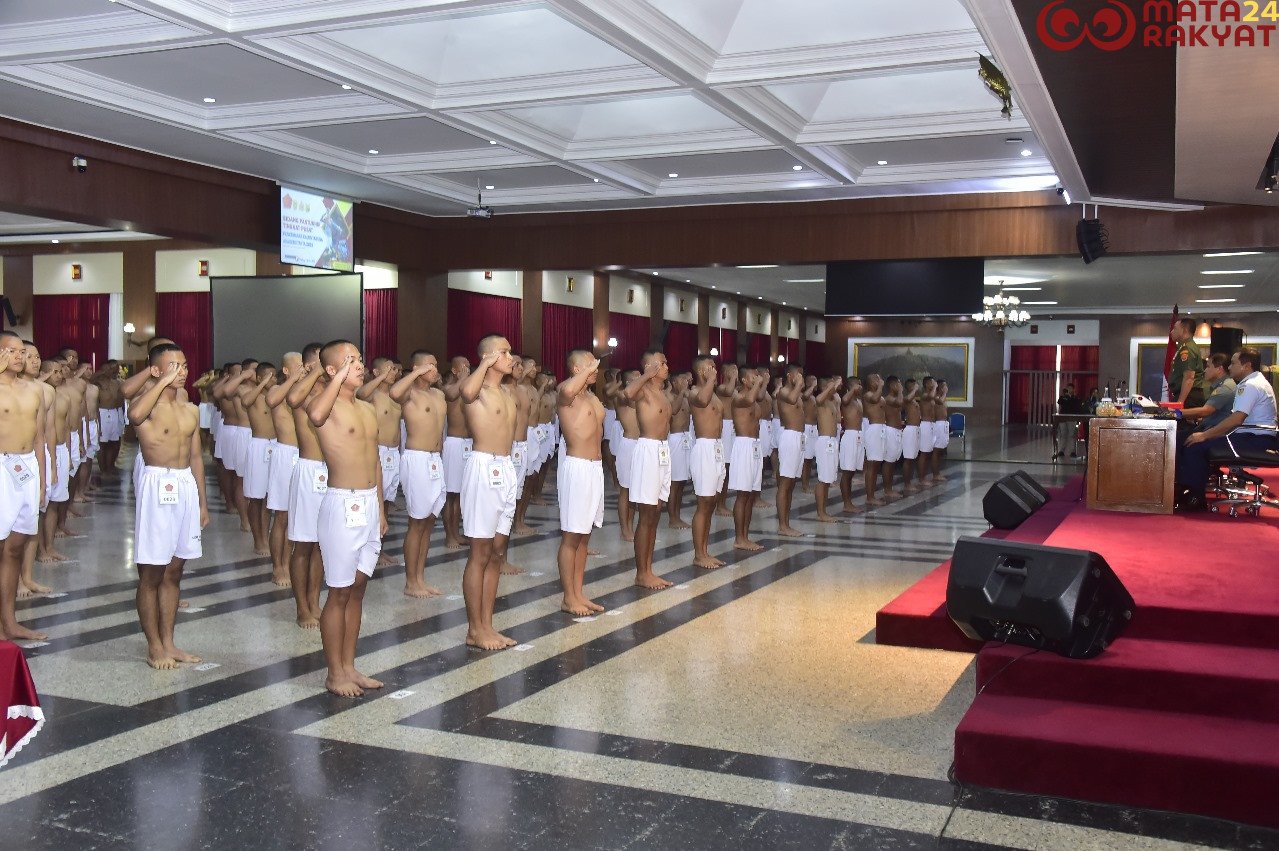 Panglima TNI Pimpin Sidang Pantukhir Pusat Penerimaan Taruna Akademi TNI TA 2025/Puspen TNI