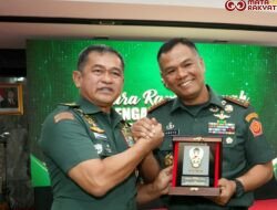Wakil Panglima TNI Ikuti Tradisi Pengantar Tugas di Mabesad