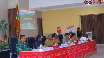 Rapat Persiapan Kunjungan Kerja Gubernur dan Wakil Gubernur di Kabupaten Puncak Jaya/Puspen TNI