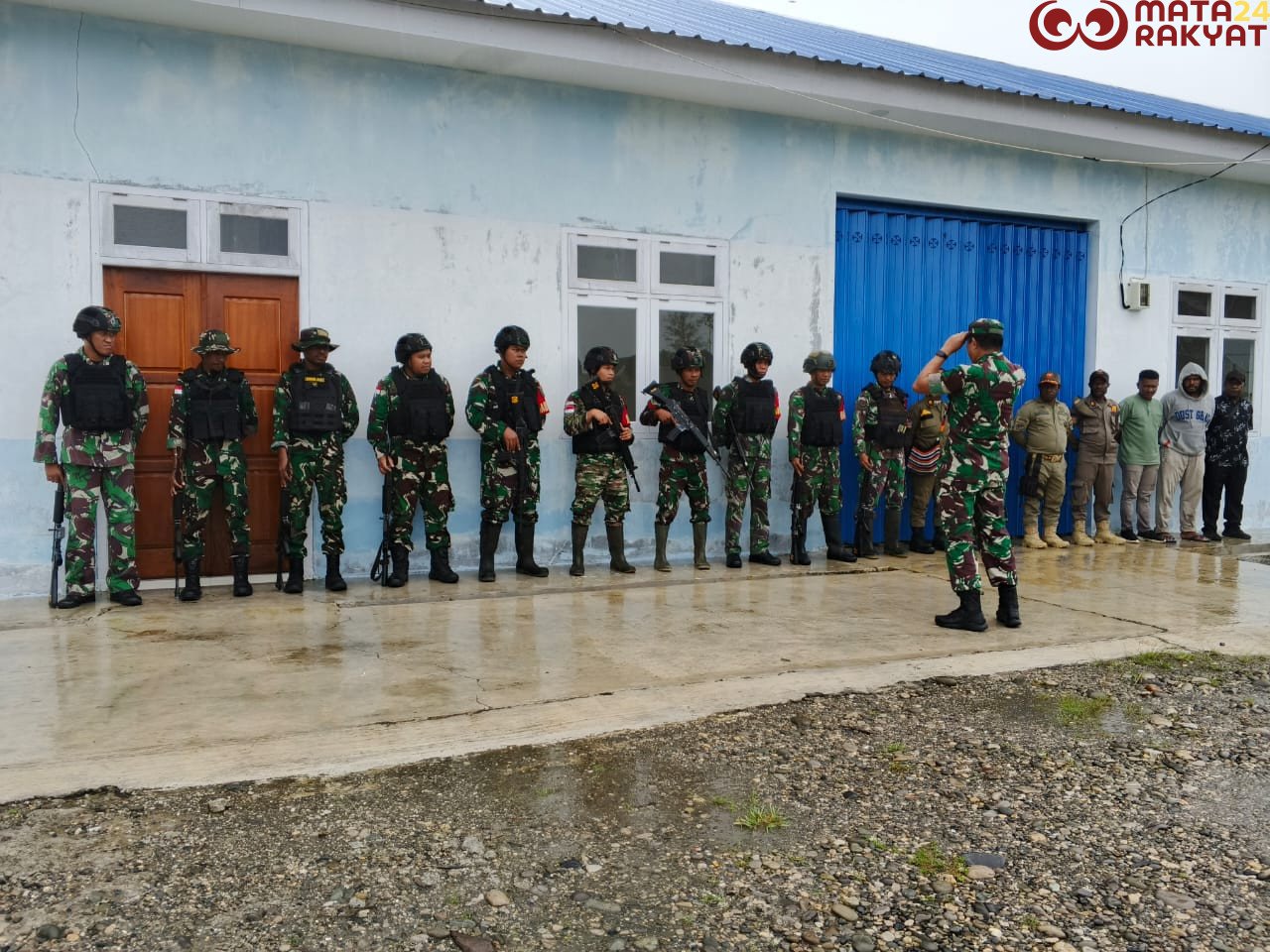 Jelang Peringatan HUT Ke-80 TNI, Personel Kodim 1715/Yahukimo Gelar Patroli Gabungan/Puspen TNI