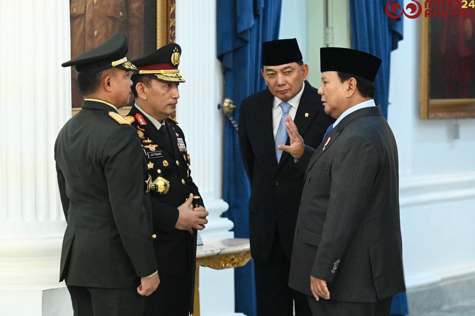 Panglima TNI Hadiri Penganugerahan Pangkat Istimewa dan Pelantikan Menteri Kabinet Merah Putih di Istana Negara/Foto BPMI Setpres