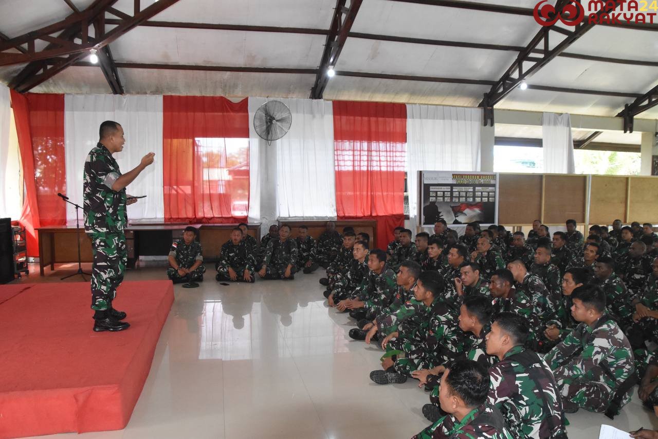 Dandim 1710/Mimika Gelar Jamdan Sampaikan Arahan Kasad Kepada Segenap Prajurit dan PNS Kodim/Puspen TNI