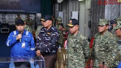 Panglima TNI Dampingi Menhan RI Saksikan Uji Penembakan Torpedo Kapal Selam Otonom Buatan Anak Bangsa/Puspen TNI