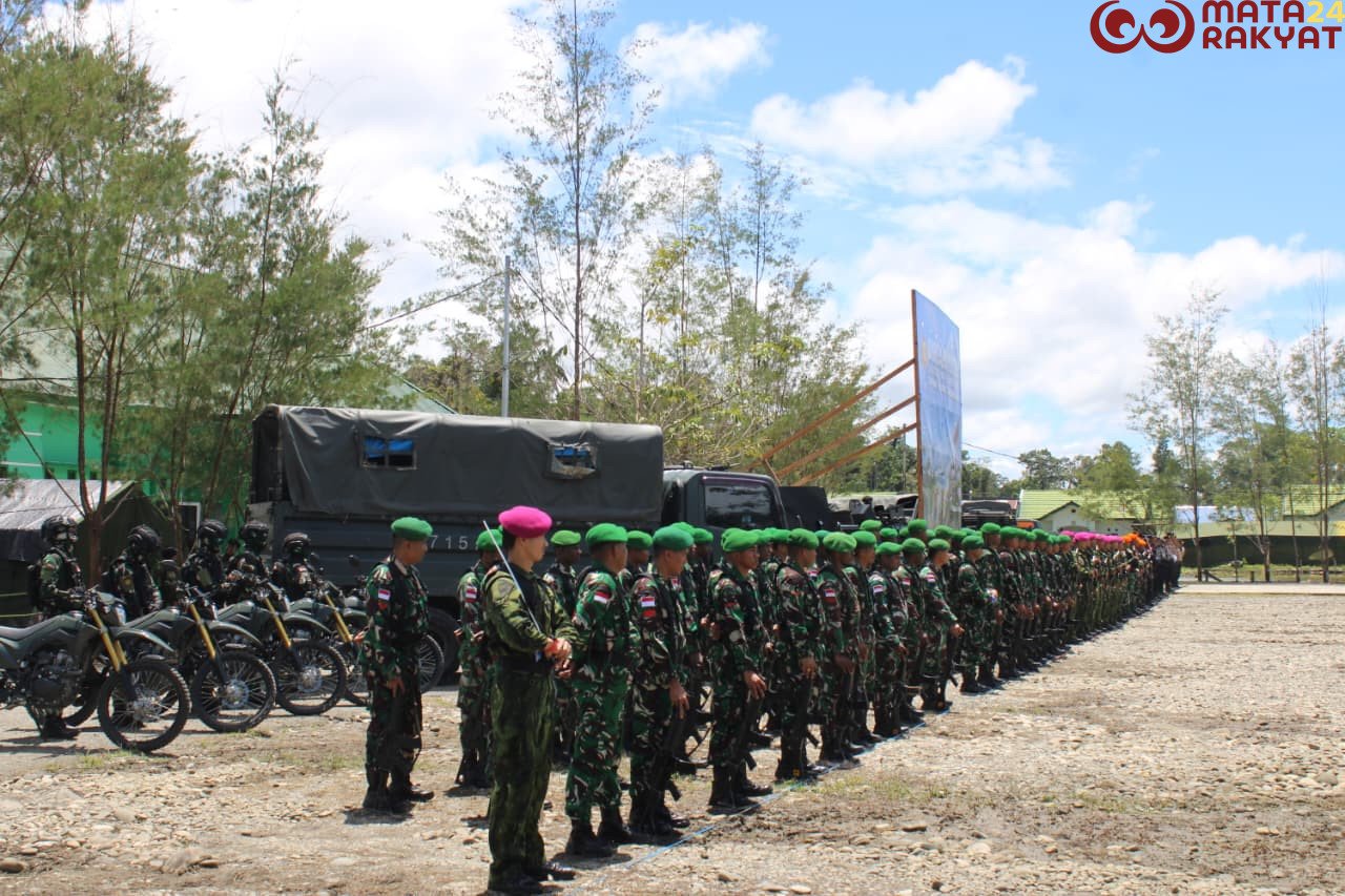 Kodim 1715/Yahukimo dan Satgas-Satgas TNI di Wilayah Yahukimo Gelar Upacara HUT Ke-80 TNI/Pus[en TNI