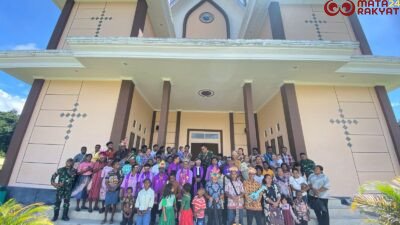 Satgas TMMD ke-126 Laksanakan Ibadah Bersama Masyarakat Distrik Kebar dengan Khidmat/Puspen TNI