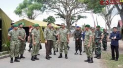 Wapang TNI Dampingi Menhan RI Kunjungi Yonif TP 821/Satria Bupolo di Pulau Buru/Puspen TNI