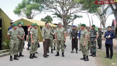 Wapang TNI Dampingi Menhan RI Kunjungi Yonif TP 821/Satria Bupolo di Pulau Buru/Puspen TNI