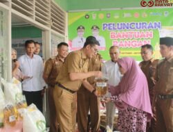 Pemko Payakumbuh Salurkan 141 Ton Beras dan 28 Ribu Liter Minyak Goreng untuk 7.099 Keluarga
