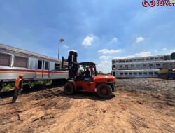 Relokasi Terencana: KAI Logistik Tangani Pemindahan dan Penataan 40 KRL Afkir ke TPSSK Pasirbungur