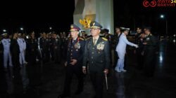 Panglima TNI Hadiri Upacara Ziarah Nasional Peringatan Hari Pahlawan 2025 di TMPNU Kalibata/Puspen TNI