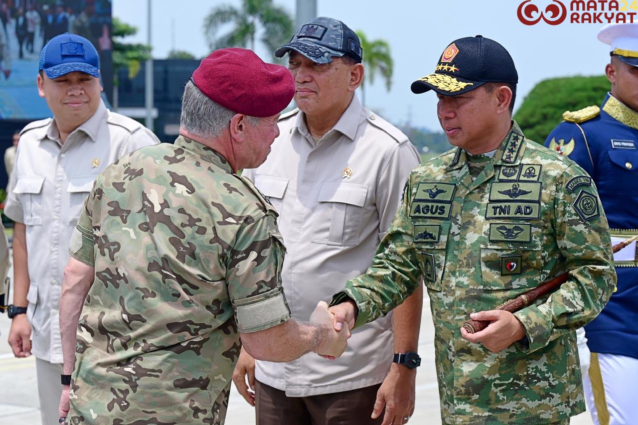 Panglima TNI Dampingi Presiden RI dan Raja Yordania Saksikan Demonstrasi Joint Drone Exercise/Puspen TNI