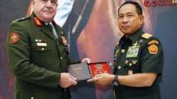 Panglima TNI Terima Kunjungan Kehormatan Mayor Jenderal Al Hnaity/Puspen TNI