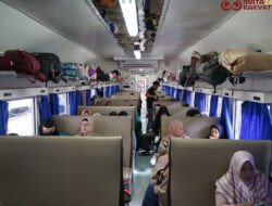 Tiket Nataru 2025/2026 Terjual 72 Persen, KAI Divre III Palembang Ingatkan Aturan Barang Bawaan
