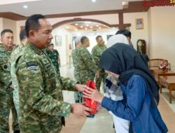 Panglima TNI Kuatkan Hati Keluarga Almarhum Prajurit TNI yang Gugur dalam Penanganan Bencana di Padang