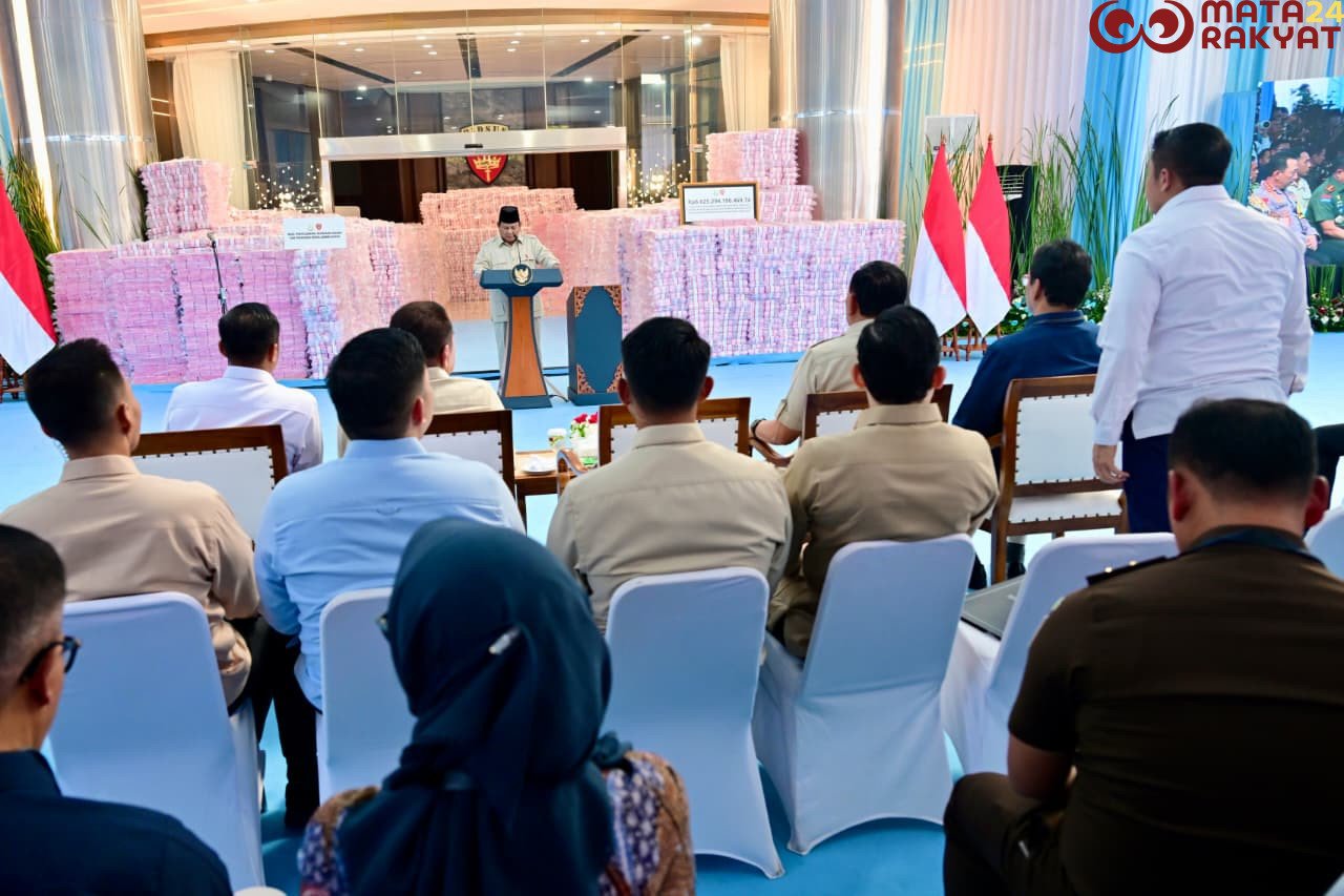 Panglima TNI Hadiri Penyerahan Uang Sitaan Negara Rp 6,6 Triliun di Kejaksaan Agung/BPMI Setpres