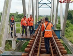 Guna Mitigasi Gangguan dan Pasca Pencurian Prasarana, Daop 7 Madiun Intensifkan Pemeriksaan Jalur Kereta Api