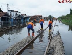 Cuaca Ekstrem dan Banjir Ganggu KA, Jalur Sragi–Pekalongan Normal Kembali