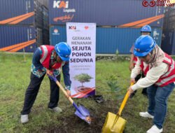 Dukung Gerakan Satu Juta Pohon, KAI Logistik Konsisten Tegaskan Komitmen Lingkungan