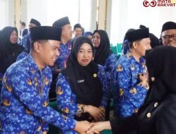 Wabup Leli Arni Lantik 46 Pejabat di Lingkup Pemkab Dharmasraya