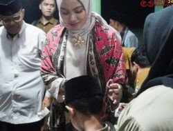 Bupati Annisa Buka Bersama dan Santuni  100 Anak Yatim di Timpeh 