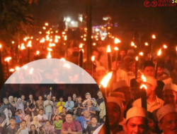 Suara Takbir Bergema di Langit Dharmasraya, Obor Keliling Pemuda Pasar Lama