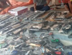 Pedagang Mainan Anak-anak, Sepi Pembeli : Dampak Pergeseran Teknologi