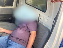 Pria Ditemukan Tewas Dalam Mobil Pickup di Pariaman 