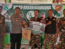 Harlah ke 92 Gp Ansor Kapolres Sijunjung Berikan Kado Seragam PDL Dan Atribut Lengkap 