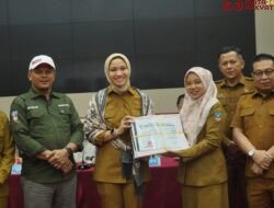 Bupati Annisa Serahkan SPPT PBB Tahun 2026 Kepada Wali Nagari